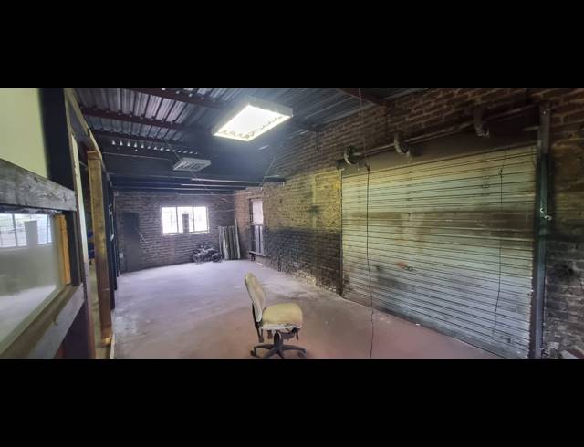 160M² WAREHOUSE TO LET IN DELPORTON